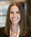 Portraitfoto von Lisa Jentsch, Director Sales im Grand Elysée Hamburg